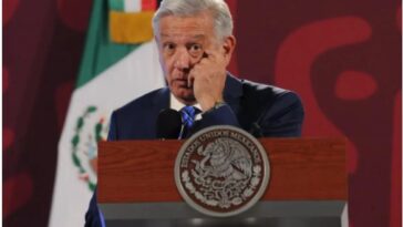 ¿Está AMLO socavando a su propio partido al atacar constantemente a la candidata presidencial Xóchitl Gálvez?