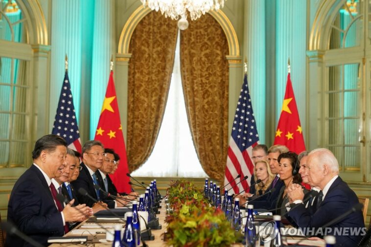 (3rd LD) Biden, Xi agree to restore military dialogue, curb fentanyl in high-stakes summit