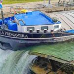 Alemania: El piloto "borracho" del barco del Rin causa graves daños en la puerta de embarque