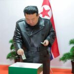 Corea del Norte cita una rara disidencia en las elecciones, incluso cuando el 99% respalda a los candidatos