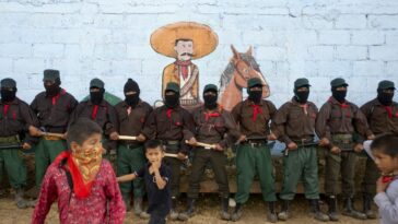 El EZLN anuncia desaparición de su estructura civil: “Las ciudades de Chiapas están en caos”