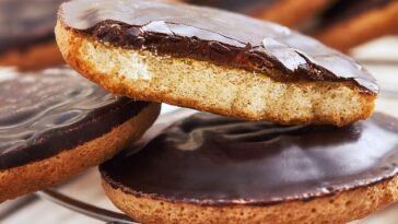 No es poca cosa: los Jaffa Cakes se componen de un disco de gelatina con sabor a naranja, chocolate con leche y una base esponjosa, pero ¿son galletas o pasteles?