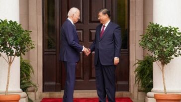 El presidente chino Xi se reúne con Biden por primera vez en un año