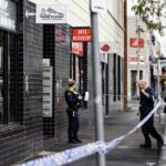 Una mujer fue encontrada muerta en un apartamento en el interior del oeste de Melbourne durante la madrugada del jueves.
