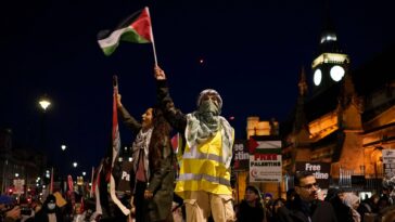 Guerra entre Israel y Palestina: decenas de parlamentarios laboristas desafían a Starmer a respaldar los llamados a un alto el fuego