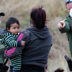 Honduras rechaza medidas antiinmigrantes de Texas