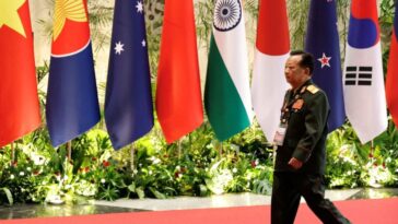 Indonesia recibe a los jefes de defensa regionales en medio de múltiples crisis globales