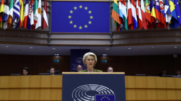 La Comisión Europea recomienda iniciar conversaciones de adhesión a la UE con Ucrania
