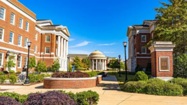La Universidad Estatal de Virginia se convertirá en la primera HBCU en albergar el debate presidencial |  La crónica de Michigan