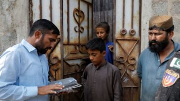 La campaña de deportación genera "sensación de pánico" entre los refugiados afganos en Pakistán: ACNUR