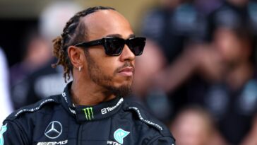 Lewis Hamilton admite que la última carrera de la temporada "no podría haber sido mucho peor" y el ritmo de Red Bull "definitivamente es una preocupación" para 2024