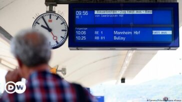 Los ferrocarriles alemanes recortan el servicio y ponen fin a las negociaciones mientras los sindicatos hacen huelga
