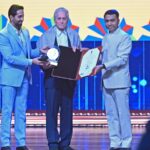 Michael Douglas recibe el premio Satyajit Ray Lifetime Achievement Award en India