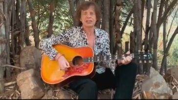 Mick Jagger Checks Out Of India With A Thank You Note In Hindi And A Song