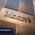 Moody's rebaja la perspectiva de la calificación crediticia estadounidense de "estable" a "negativa"