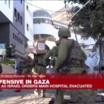 Pacientes, civiles y personal evacuan el hospital Al Shifa de Gaza