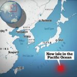 Ubicada a 750 millas al sur de Tokio, la nueva isla está frente a la costa de Iwo Jima, lugar de una de las batallas más sangrientas de la Segunda Guerra Mundial.