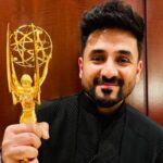 Zoya Akhtar, Soni Razdan y otras celebridades reaccionan mientras Vir Das hace alarde de su premio Emmy después de ganar