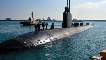 U.S. nuclear-powered sub arrives in S. Korea amid possibility of N.K. ICBM launch