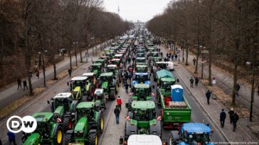 Alemania: Agricultores bloquean Berlín en protesta por los tractores