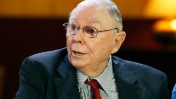 Charlie Munger, genio inversor y mano derecha de Warren Buffett, muere a los 99 años