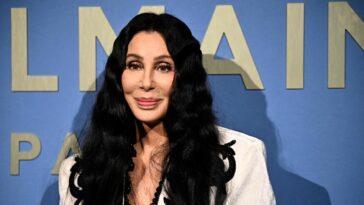Cher enciende un acalorado debate sobre su exclusión del Salón de la Fama del Rock and Roll 'año tras año'