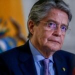 Congreso ecuatoriano declara a Lasso responsable de malversación de fondos