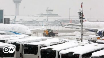 El aeropuerto de Múnich cerrará el martes por nieve y aguanieve