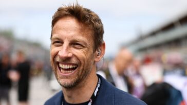 El ex campeón mundial de F1 Jenson Button regresará a las carreras a tiempo completo en el Campeonato Mundial de Resistencia 2024