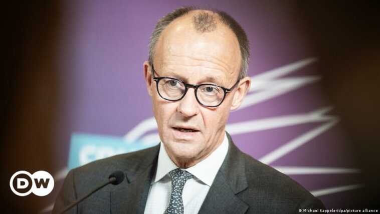 El jefe de la oposición alemana, Merz, elogia el acuerdo migratorio de la UE en París