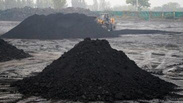 El uso mundial de carbón alcanzará un nivel récord en 2023, según la agencia de energía