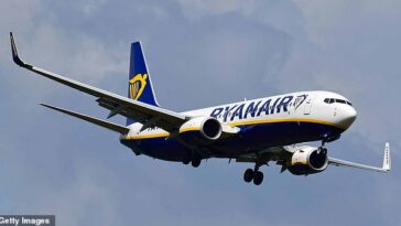 Un avión de Ryanair se ha visto obligado a realizar un aterrizaje de emergencia esta mañana tras verse obligado a desviarse hacia el Algarve portugués tras un problema técnico