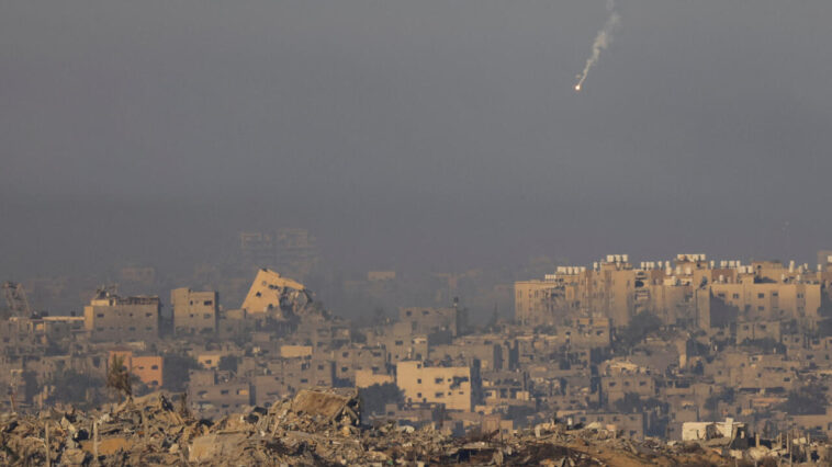 ? En vivo: Continúan los bombardeos israelíes en Gaza mientras aumenta la presión internacional para proteger a los civiles