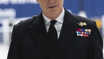 El almirante Sir Tony Radakin advirtió que las guerras en curso en Gaza y Ucrania tienen el potencial de desestabilizar