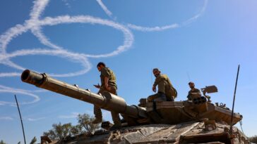 Guerra Israel-Palestina: el ejército israelí relajó las reglas para bombardear 'objetivos no militares' en Gaza