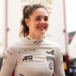 La junior de Alpine, Abbi Pulling, regresa para su segunda campaña en la F1 Academy en 2024