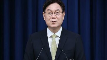 Presidential office says special probe bills are designed to leave &apos;scratch&apos; on Yoon administration