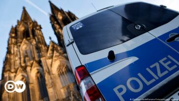 La policía alemana arresta a tres personas por complot contra la catedral de Colonia