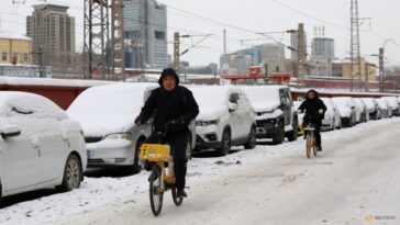 Partes de China se ven afectadas por temperaturas récord a medida que se intensifica la ola de hielo