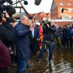 Scholz visita las zonas inundadas de Baja Sajonia