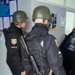 Se investiga como ataque terrorista la explosión de una granada en el ayuntamiento de Zakarpatia