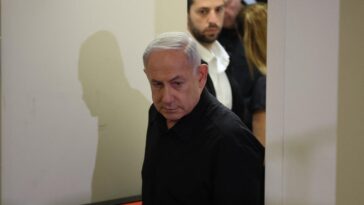 Se reanuda el juicio por corrupción a Netanyahu a pesar de la guerra de Israel en Gaza