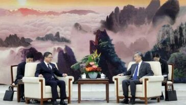 Seoul urges China&apos;s &apos;constructive role&apos; after Wang meets N.K. vice FM on day of ICBM launch