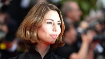 Sofia Coppola dice que tiene que luchar por una pequeña fracción del presupuesto que reciben los directores varones: "Es frustrante"