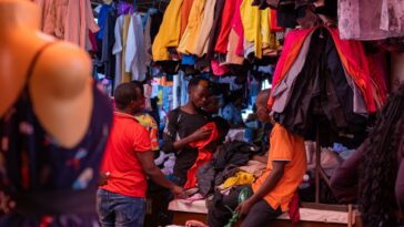 Uganda declara la guerra a la ropa usada – Mundo – The Guardian Nigeria News – Nigeria y World News