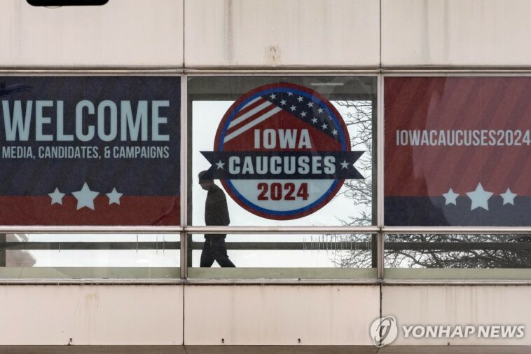 (LEAD) Republican voters to cast ballots in Iowa caucuses amid freezing weather