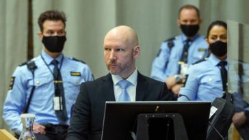 Asesino en masa intenta demandar a Noruega por presunta violación de los derechos humanos