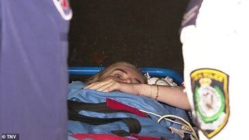 Lauren O'Neill se encuentra ahora en condición estable después de ser mutilada por un tiburón toro en el puerto de Sydney.  Será operada de su pierna derecha el lunes por la tarde.