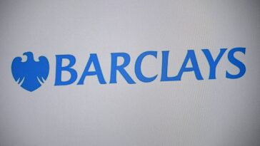 El banco Barclays está en proceso de eliminar 5.000 puestos de trabajo en todo el mundo en un intento por reducir costos.