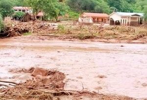 Bolivianos en alerta de riesgo por desbordes de ríos en 8 departamentos
